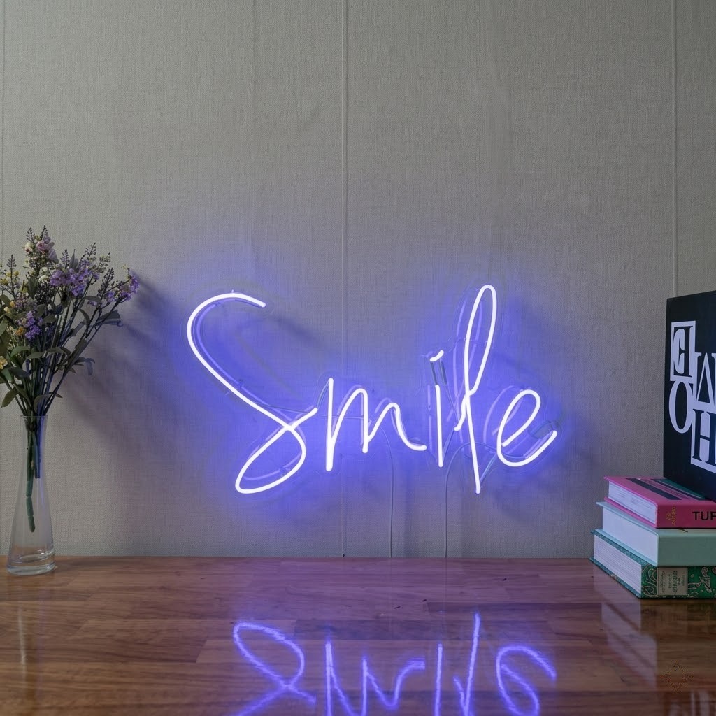 Smile Cam Neon
